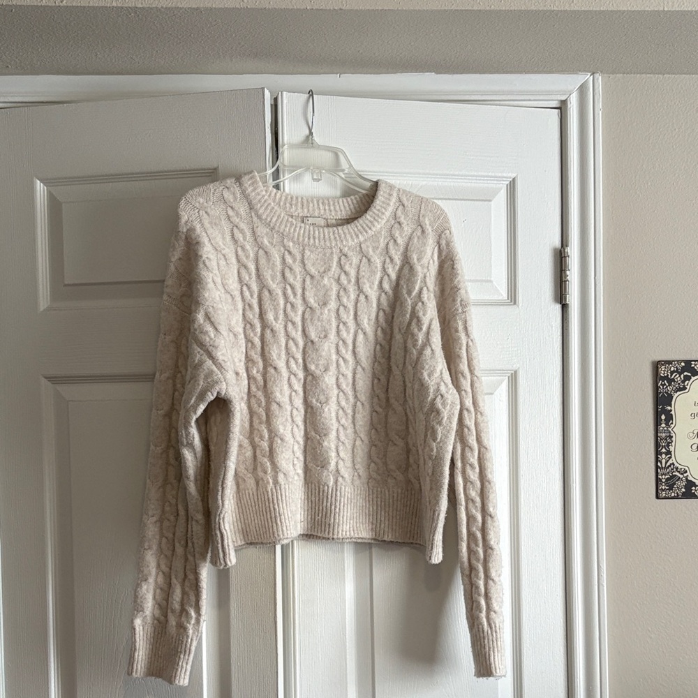 Women’s cropper sweater. Size XL